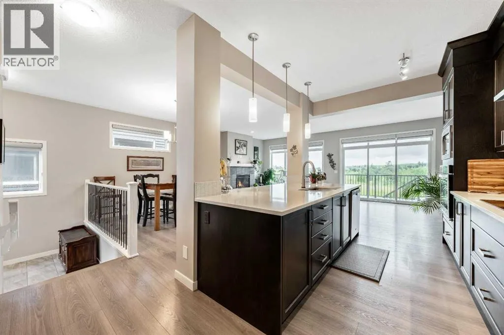 75 Fireside Crescent