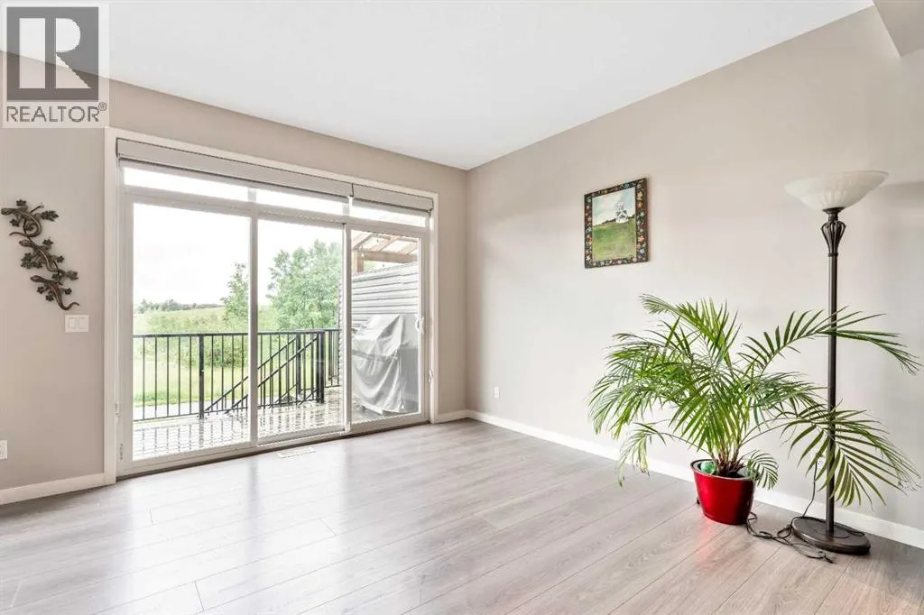75 Fireside Crescent