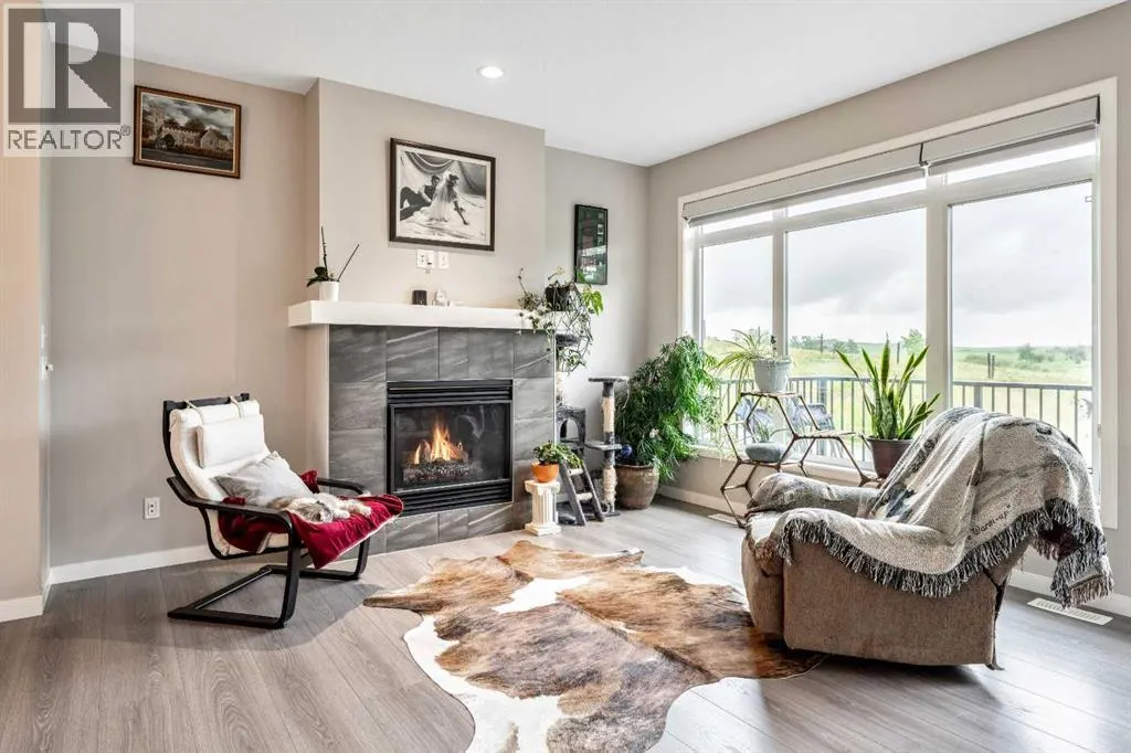 75 Fireside Crescent