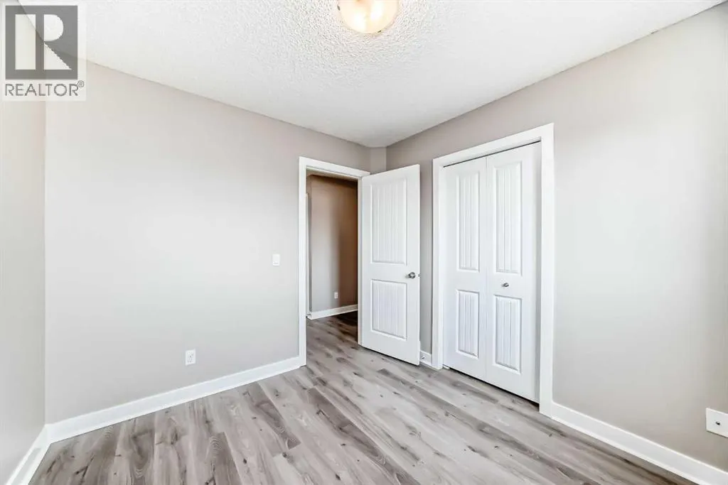 11 Skyview Springs Manor NE