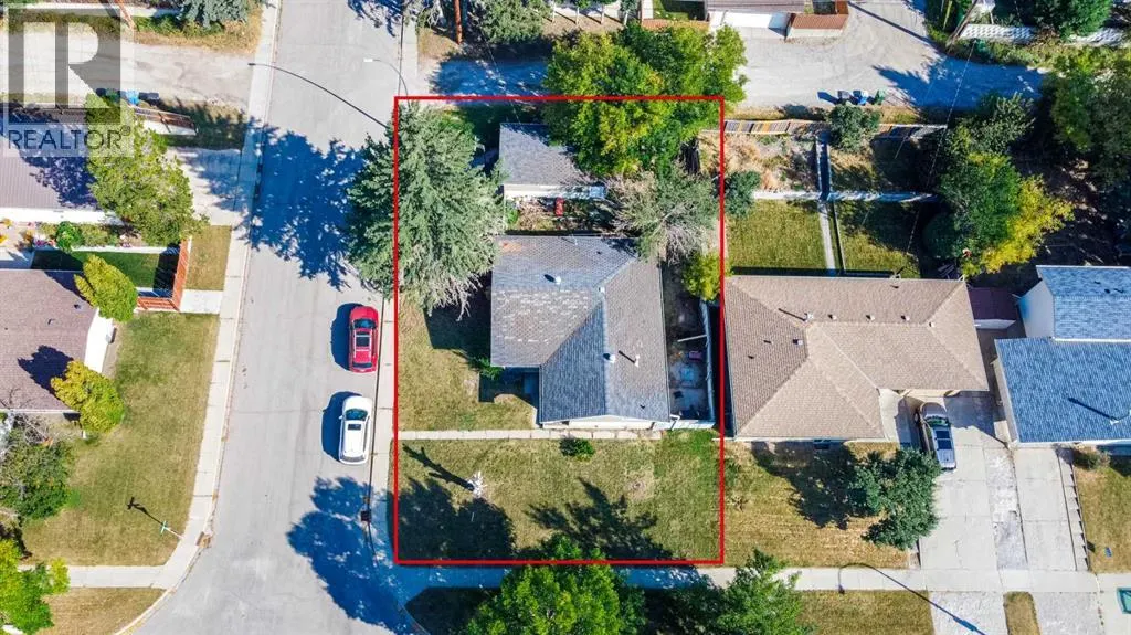 4 Cheyenne Crescent NW