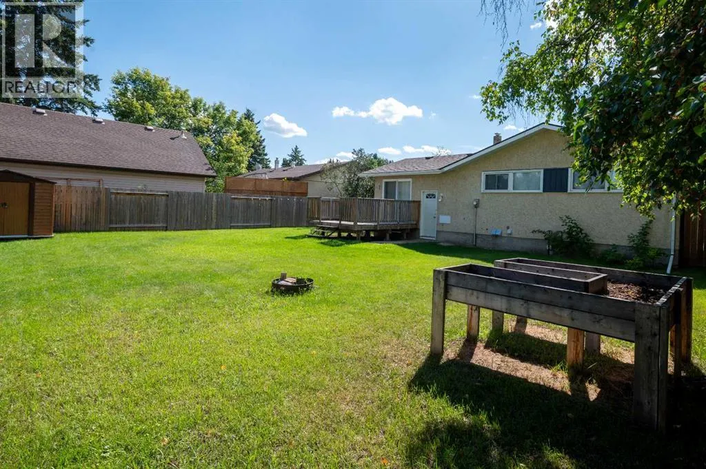 19 Sherwood Crescent