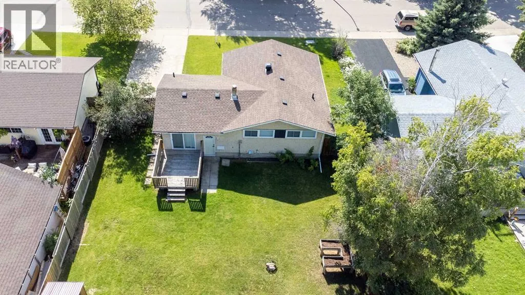 19 Sherwood Crescent