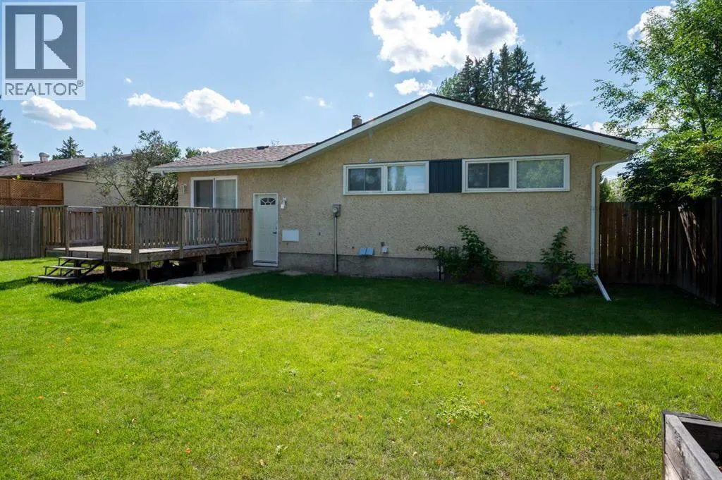 19 Sherwood Crescent