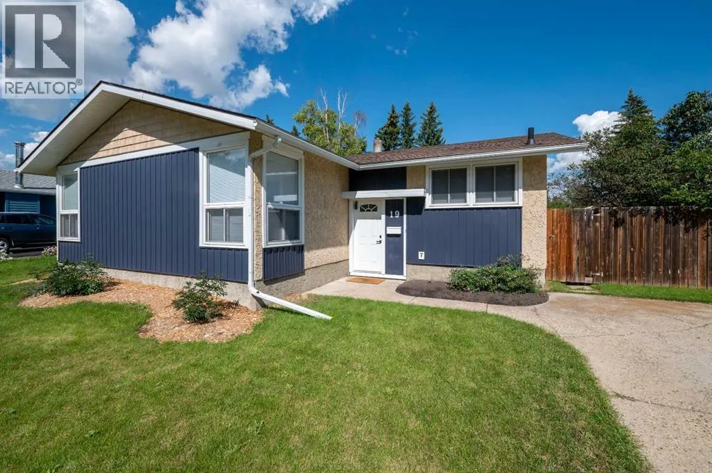 19 Sherwood Crescent