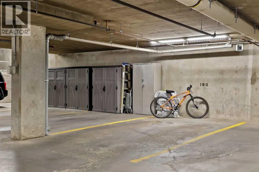 2212, 403 Mackenzie Way SW