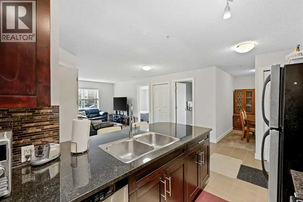 2212, 403 Mackenzie Way SW