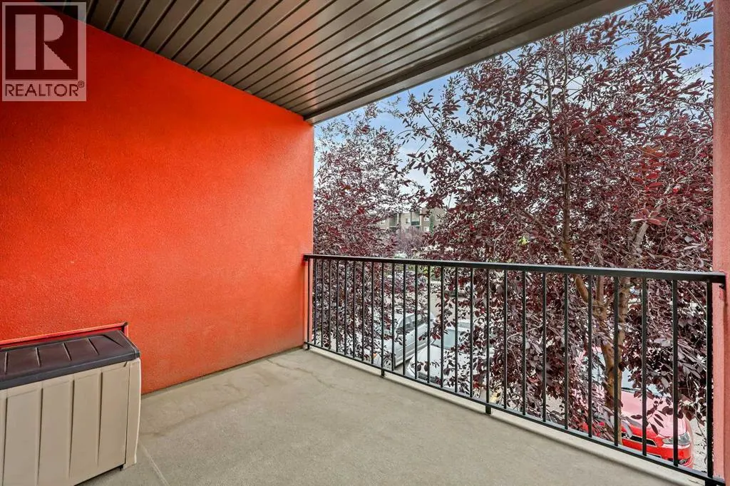 2212, 403 Mackenzie Way SW