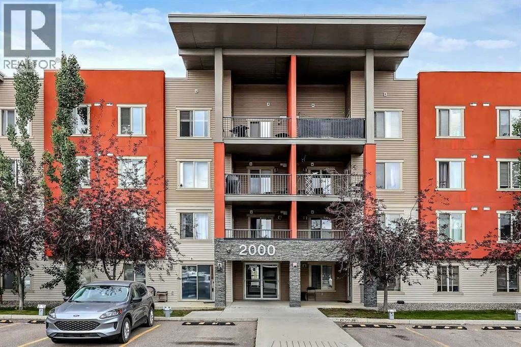 2212, 403 Mackenzie Way SW
