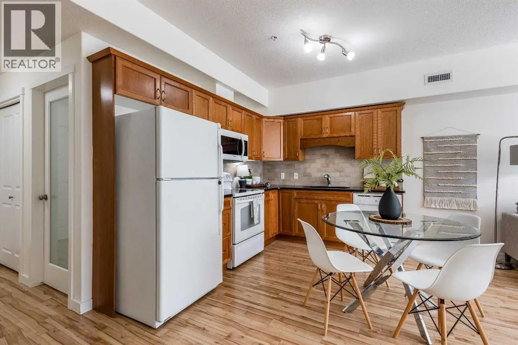 403, 19 Terrace View NE