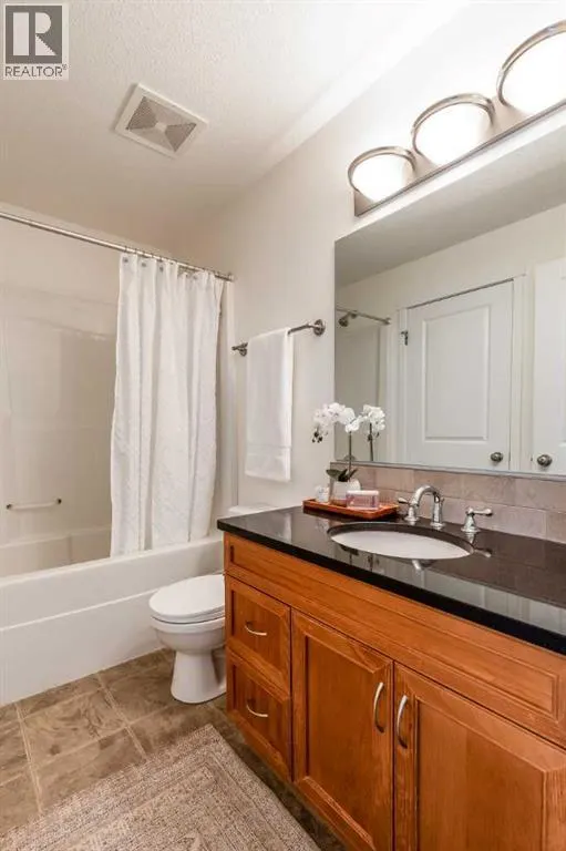 403, 19 Terrace View NE