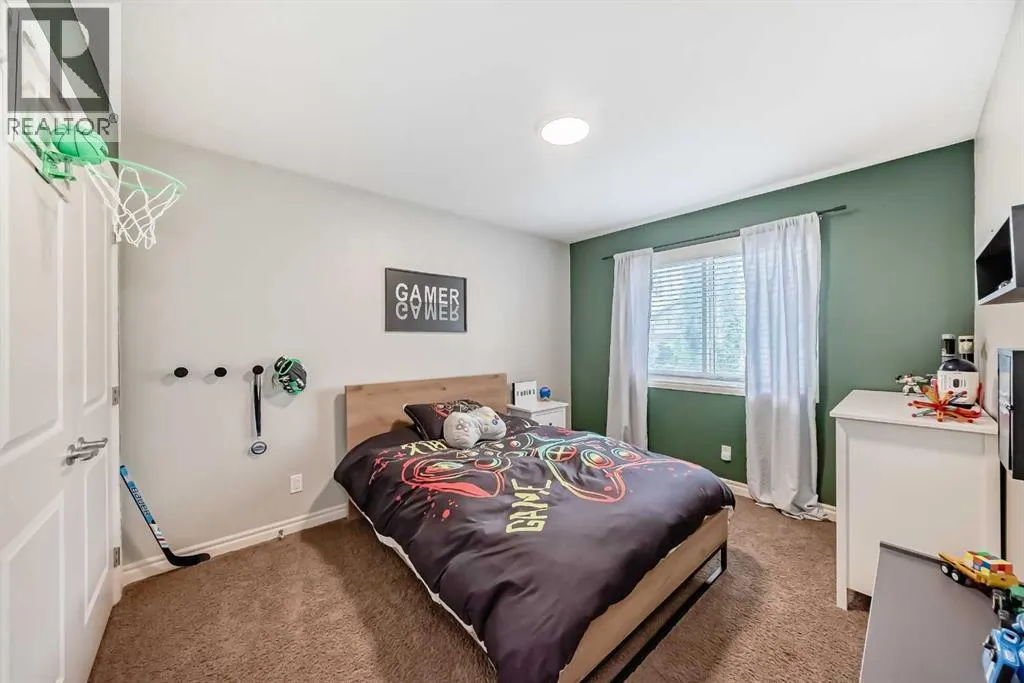 60 Sage Berry Road NW