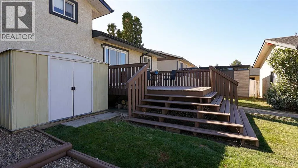 134 Shields Crescent SE