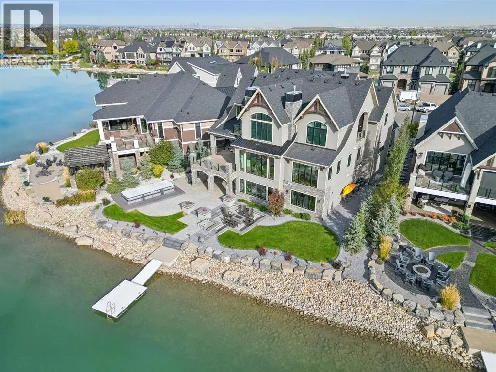 55 Mahogany Island SE
