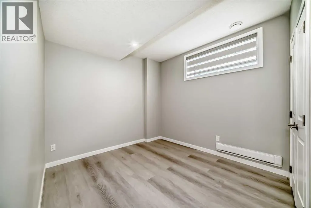 106, 75 Evanscrest Common NW
