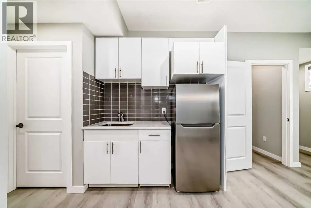 106, 75 Evanscrest Common NW