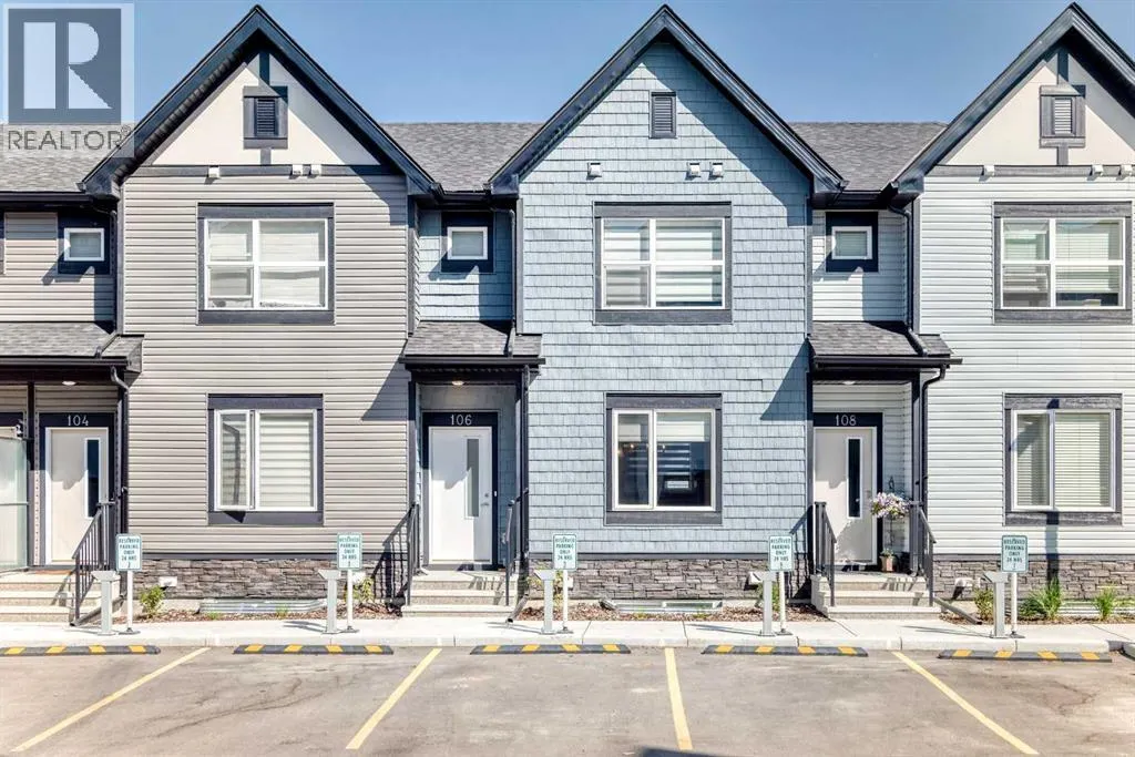 106, 75 Evanscrest Common NW