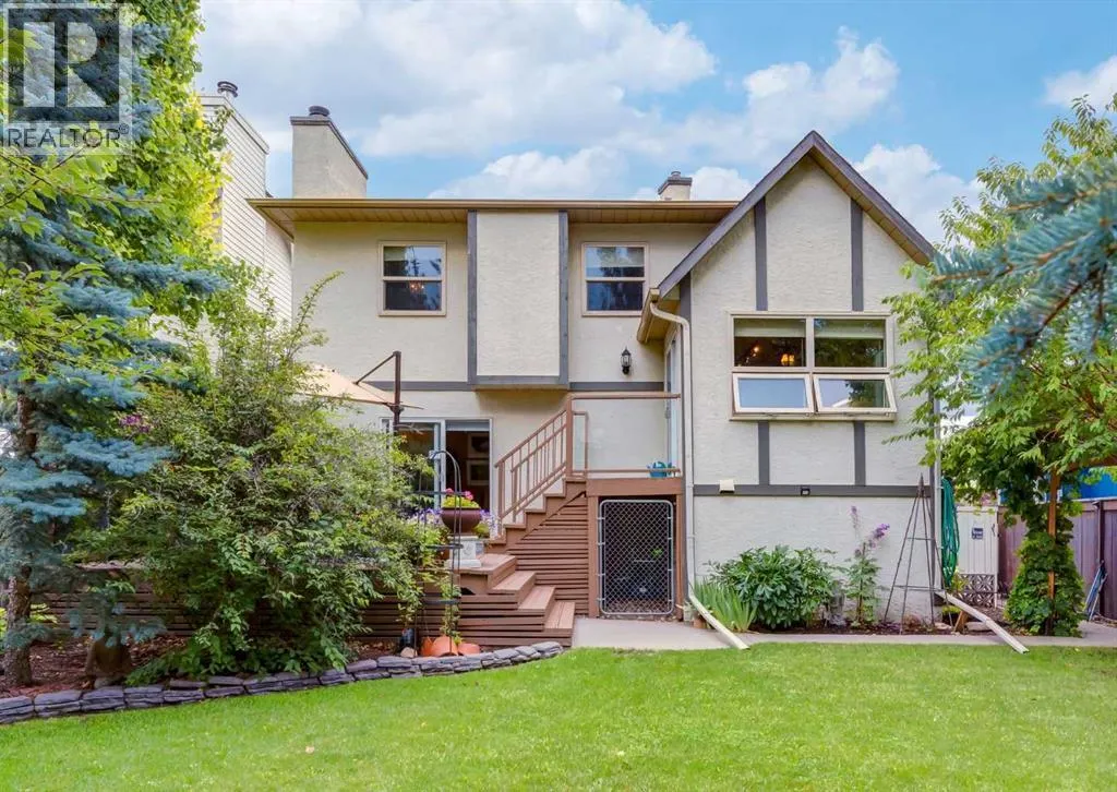 187 Strathaven Circle SW