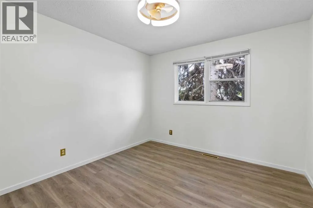 18 Harmon Place SW