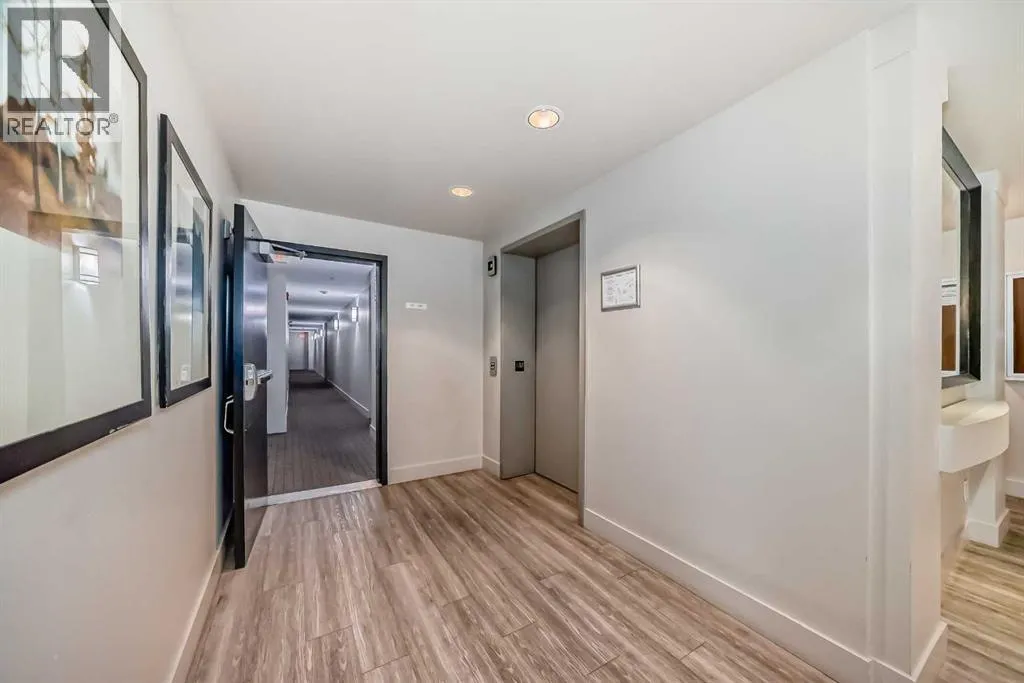 119, 35 Richard Court SW
