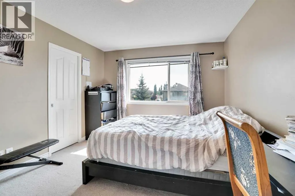 228 Covehaven Terrace NE