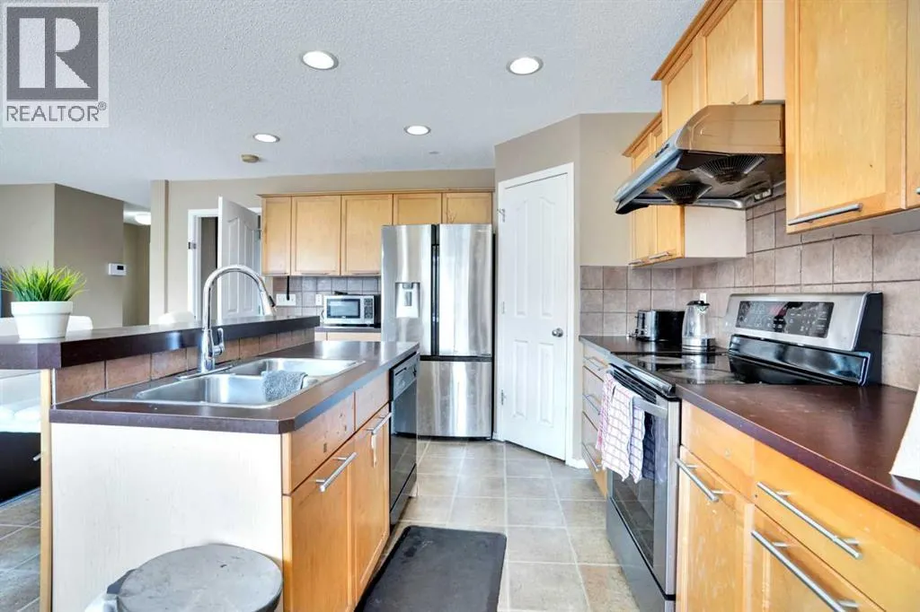 228 Covehaven Terrace NE