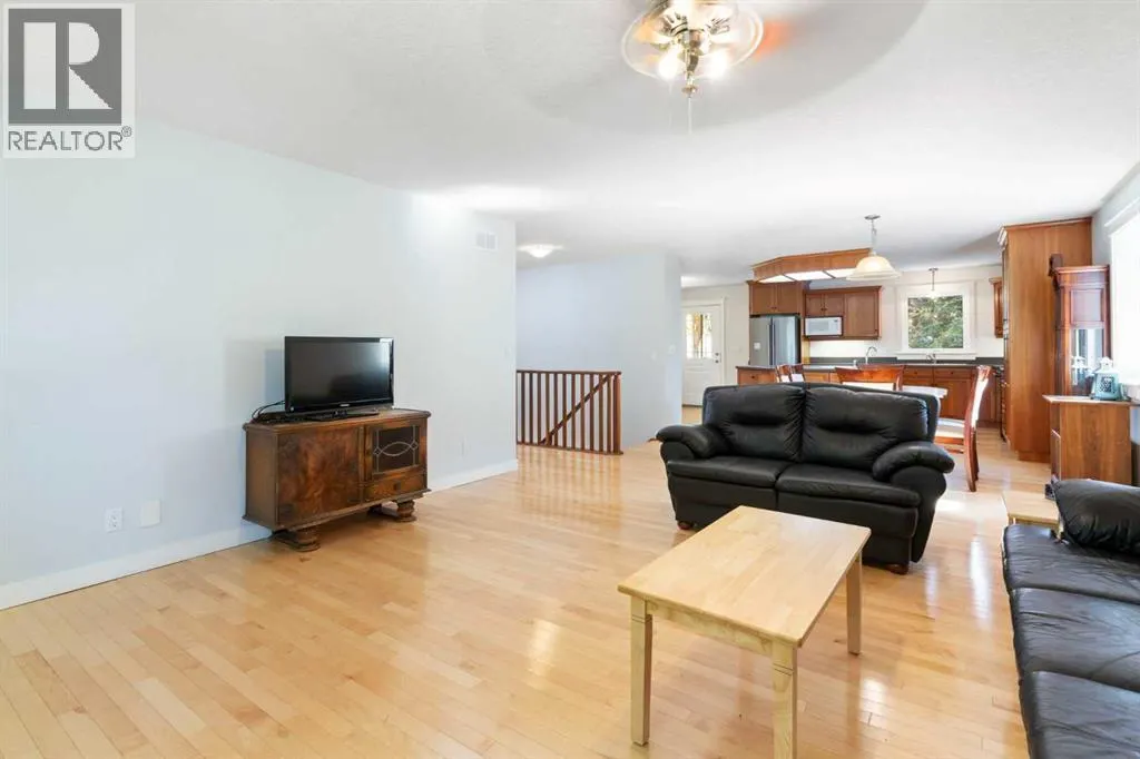 610 1st Street SW