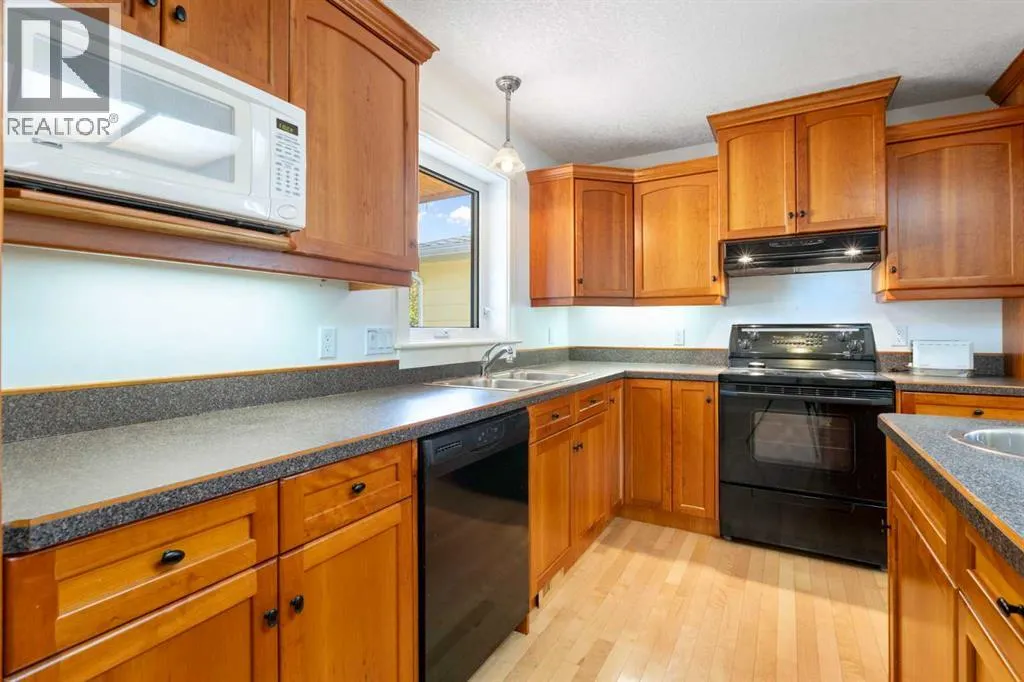 610 1st Street SW