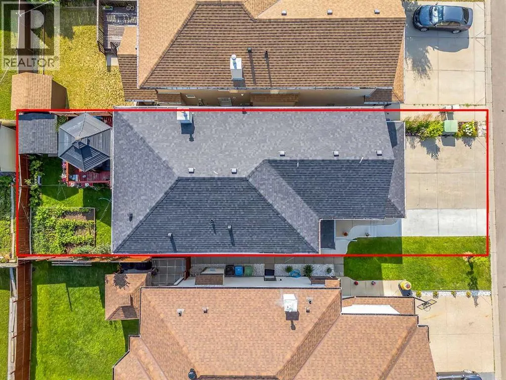 138 Saddlecrest Park NE