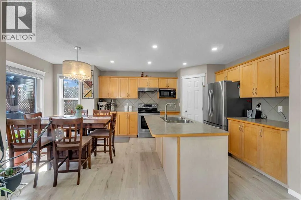 138 Saddlecrest Park NE
