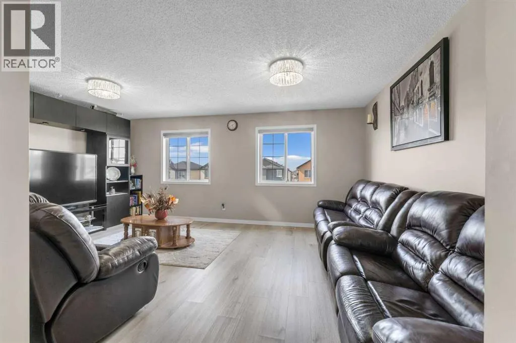 138 Saddlecrest Park NE
