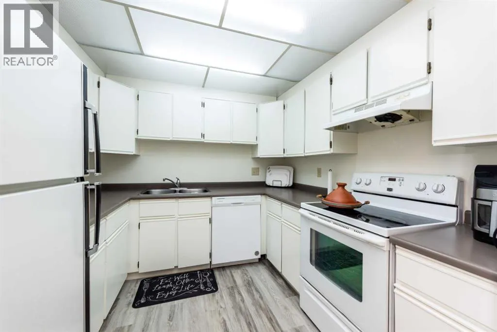 206, 333 Garry Crescent NE