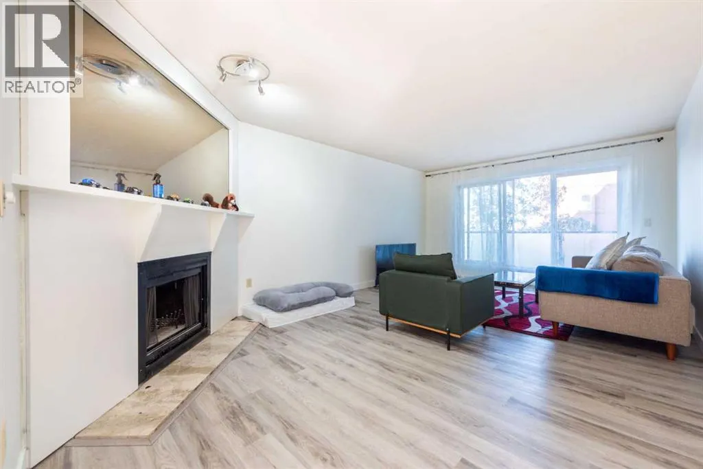 206, 333 Garry Crescent NE