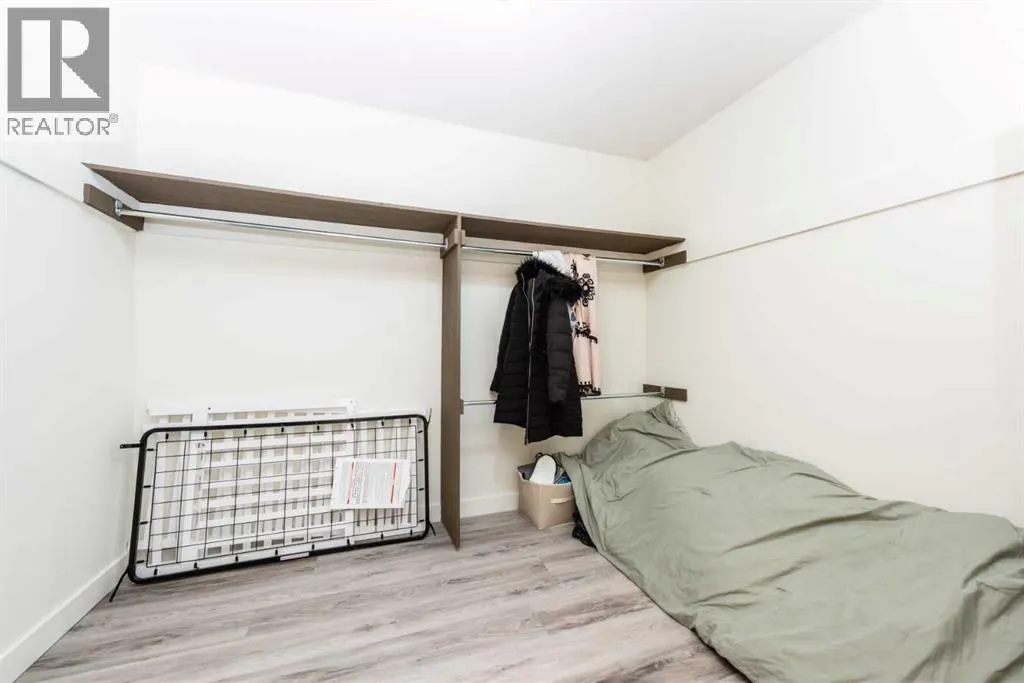 206, 333 Garry Crescent NE