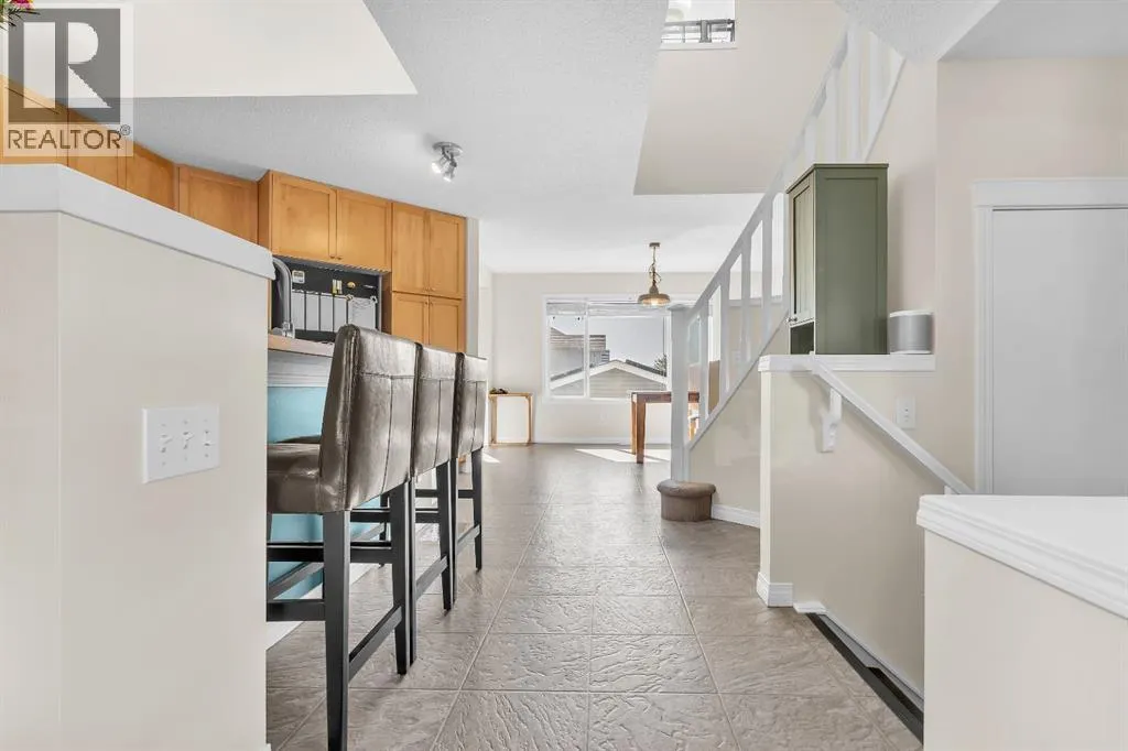 140 Tuscany Ridge Terrace NW