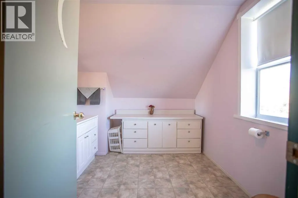 15536 Township Road 1094