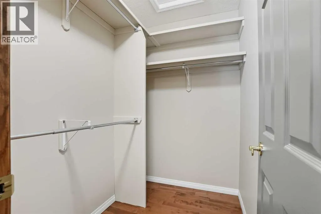 12 Bow Way