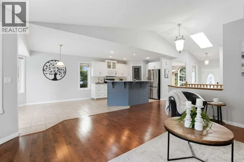12 Bow Way