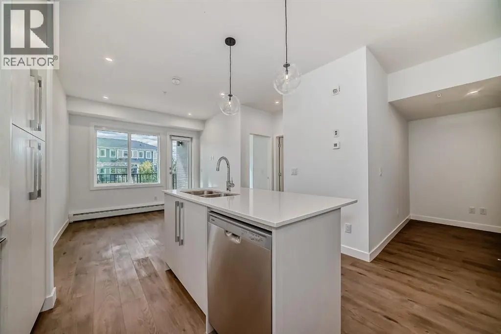 2506, 395 Skyview Parkway NE