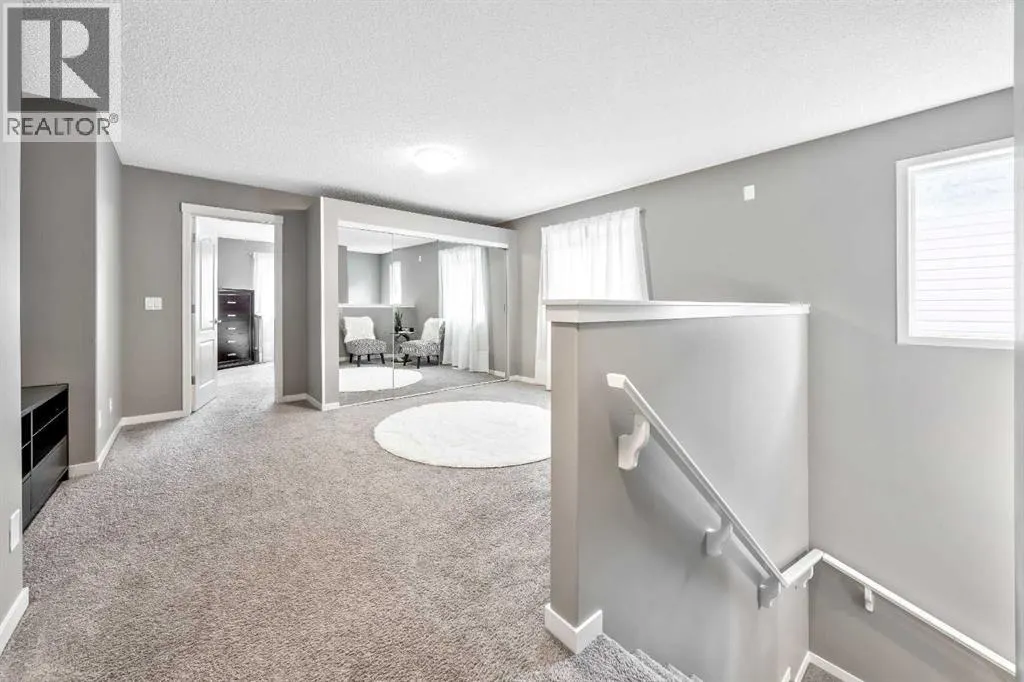 443 Skyview Shores Manor NE