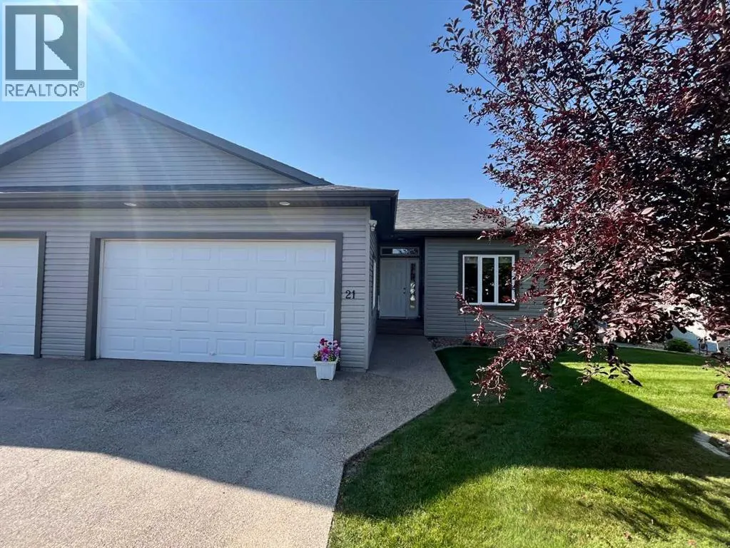 21 Fairway Village