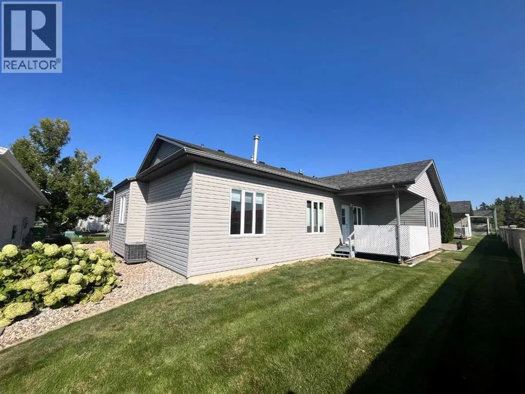 21 Fairway Village