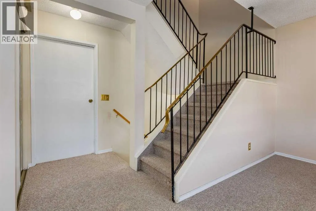221, 200 Brookpark Drive SW