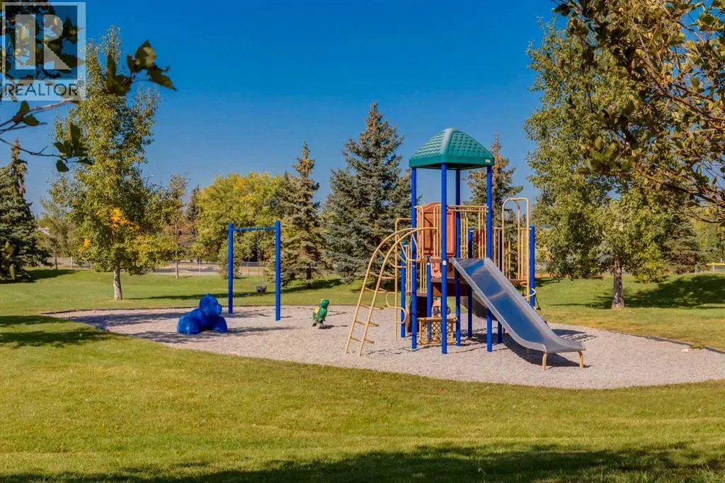 221, 200 Brookpark Drive SW