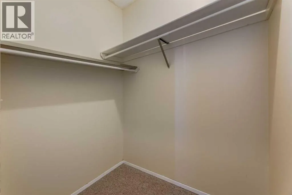 221, 200 Brookpark Drive SW