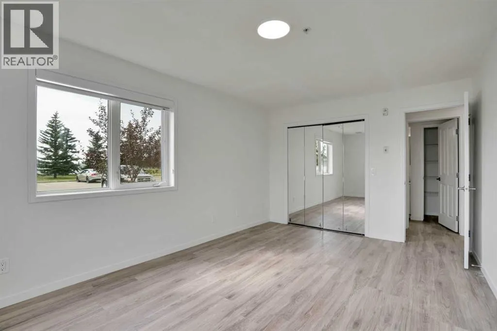 107, 300 Edwards Way NW