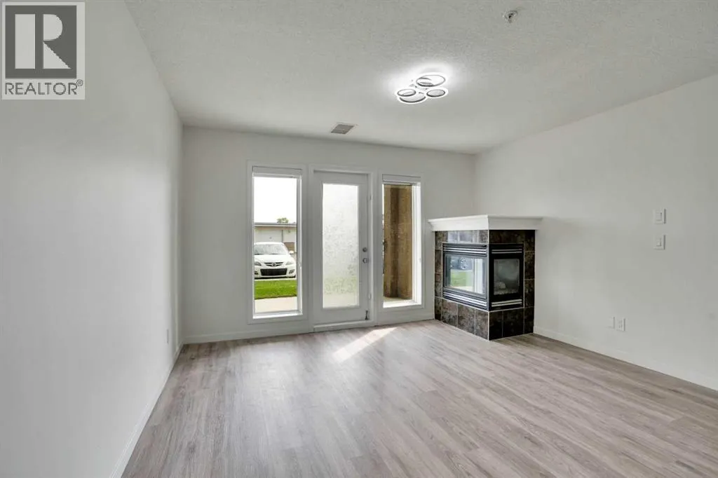 107, 300 Edwards Way NW