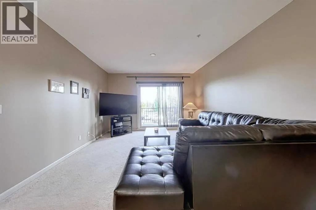 242, 52 Cranfield Link SE