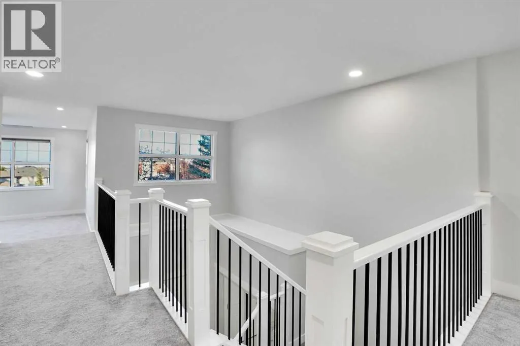 72 Panamount Manor NW
