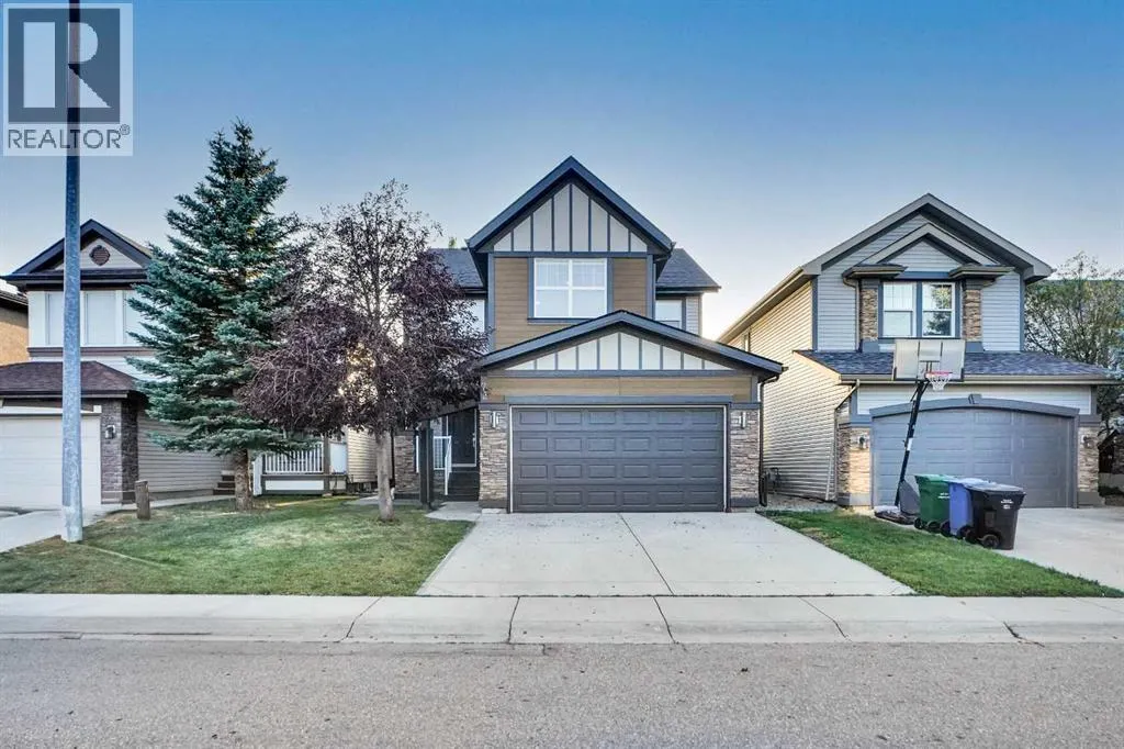 72 Panamount Manor NW